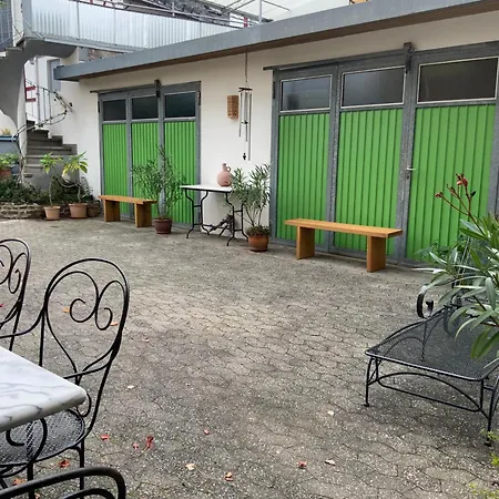 Storchenhaus Holiday home Bremm